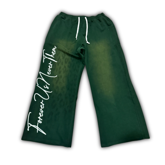 4UNT Cheetah Print Sweatpants