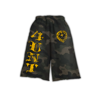 4UNT CAMO CAPRI SHORTS