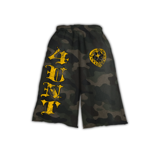 4UNT CAMO CAPRI SHORTS